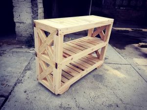 Wooden Pallet Entryway Table