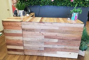 Pallet Counter Table